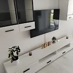 White Lägenhet