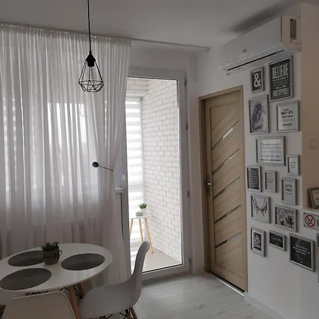 White Appartement *